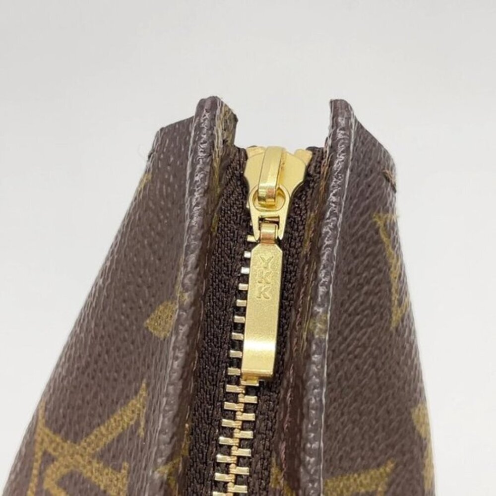 Authentic Louis Vuitton Poche Toilette 26 Monogram Cosmetic Pouch - Picture 10 of 15